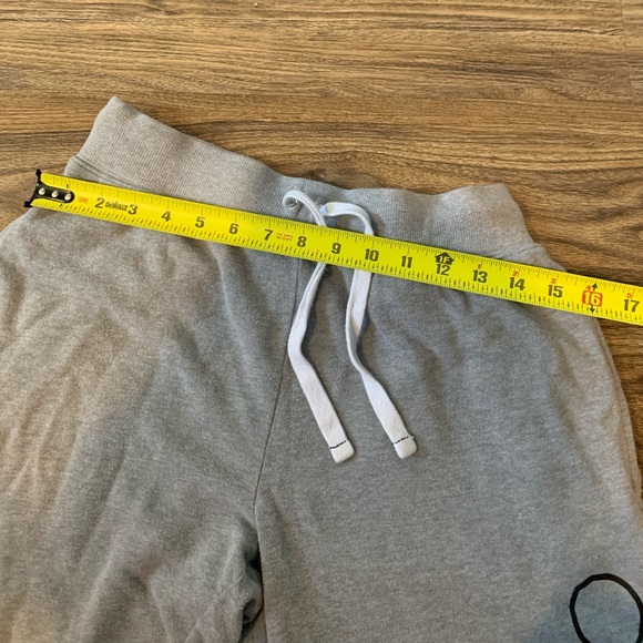 Clavin Klein grey sweatpants - Picture 4 of 4